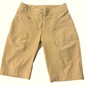 Tail Women's Tan Bermuda Golf Shorts Flat Front Design Size 2
